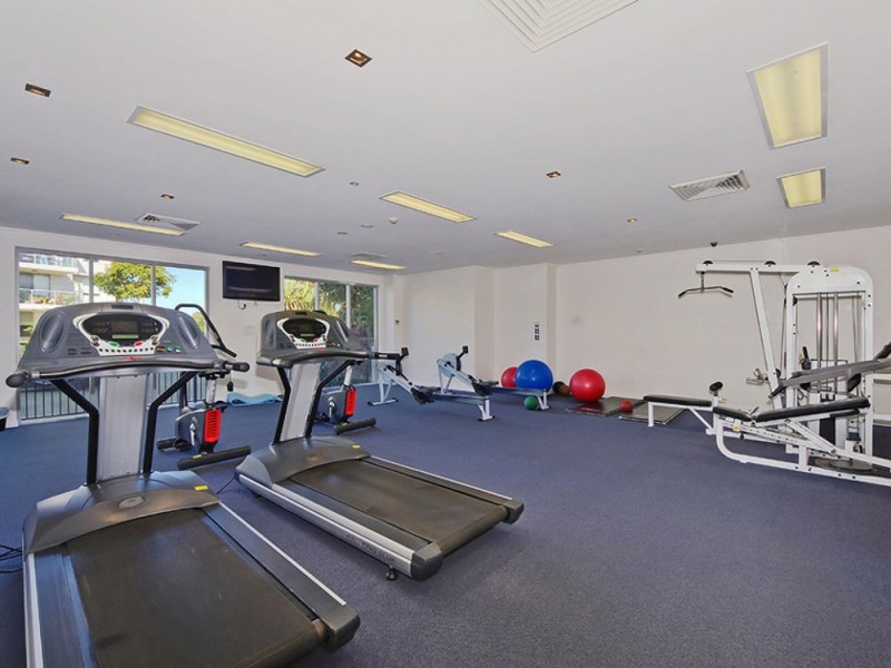 534/66 Sickle Avenue, Hope Island QLD 4212