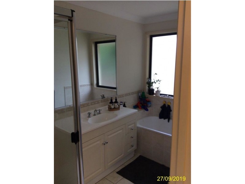 2/7 Garden View Court, Merrimac QLD 4226