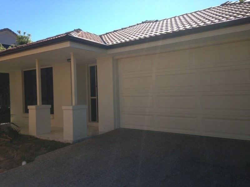 2/7 Garden View Court, Merrimac QLD 4226