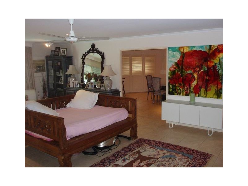 Isle Of Capri QLD 4217