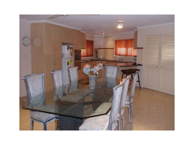 Isle Of Capri QLD 4217