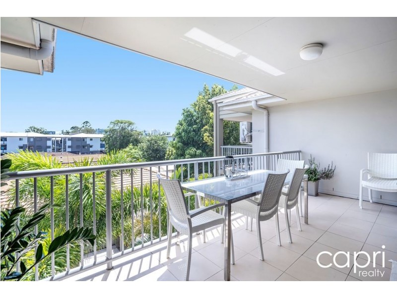 12/99 Muir Street, Labrador QLD 4215