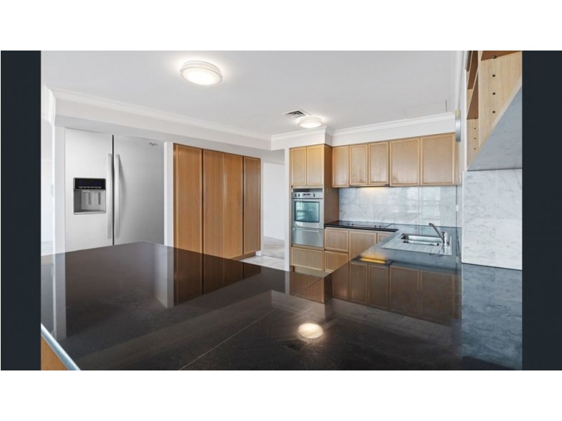 21A-2/75 Brighton Parade ‘Rivage Royale’, Southport QLD 4215