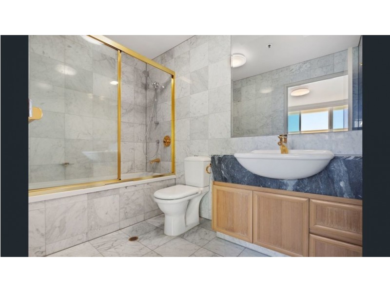 21A-2/75 Brighton Parade ‘Rivage Royale’, Southport QLD 4215