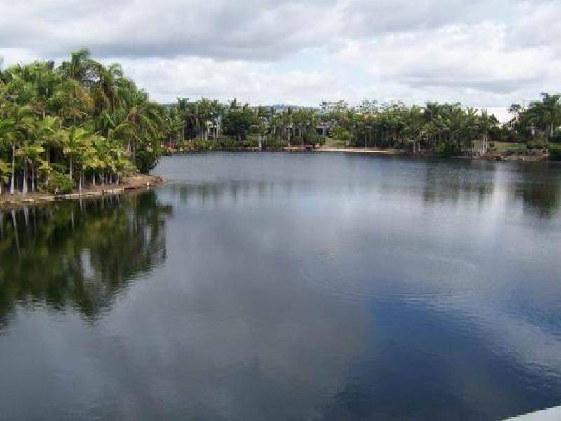 Clear Island Waters QLD 4226