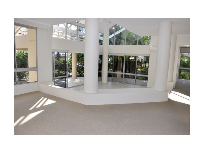 6 Allenton 125 Santa Cruz Blvd, Clear Island Waters QLD 4226