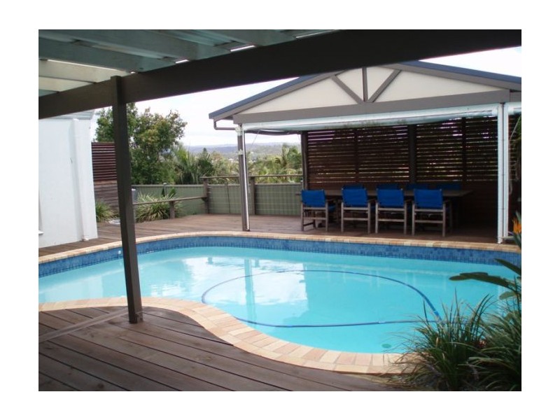 5 Teak Place, Ashmore QLD 4214