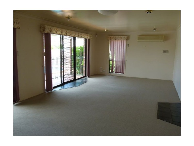 48 Campbell Street, Sorrento QLD 4217