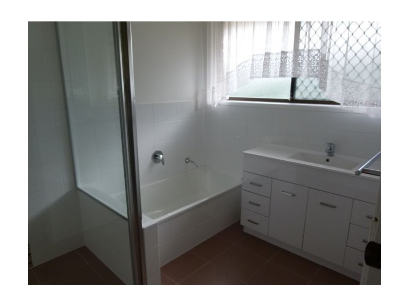 48 Campbell Street, Sorrento QLD 4217