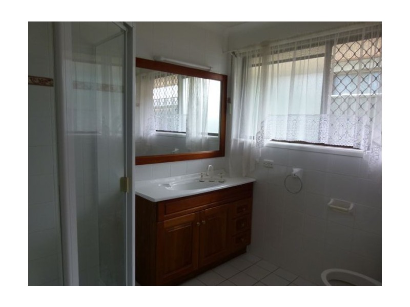 48 Campbell Street, Sorrento QLD 4217