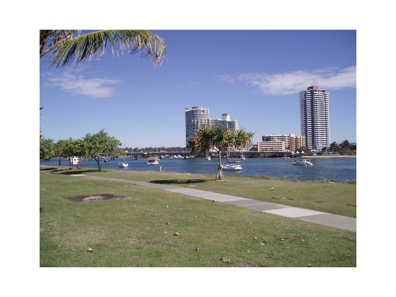 Main Beach QLD 4217