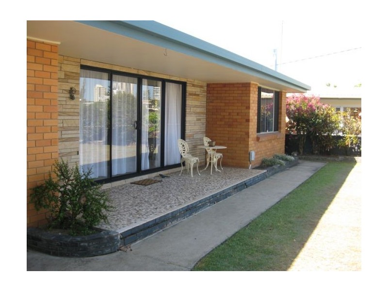 23 St Andrews Ave, Isle Of Capri QLD 4217