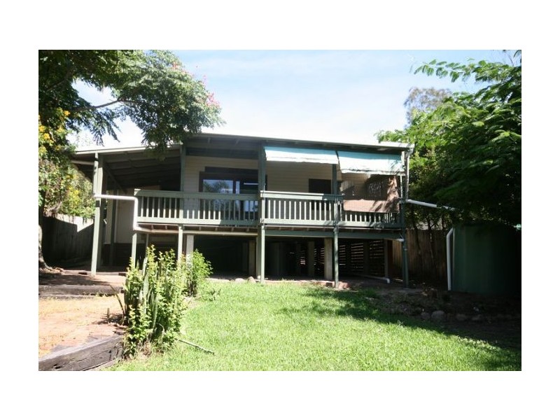 9 McCowan Street, Ashmore QLD 4214