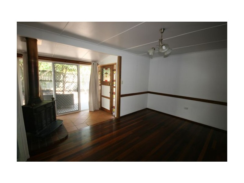 9 McCowan Street, Ashmore QLD 4214