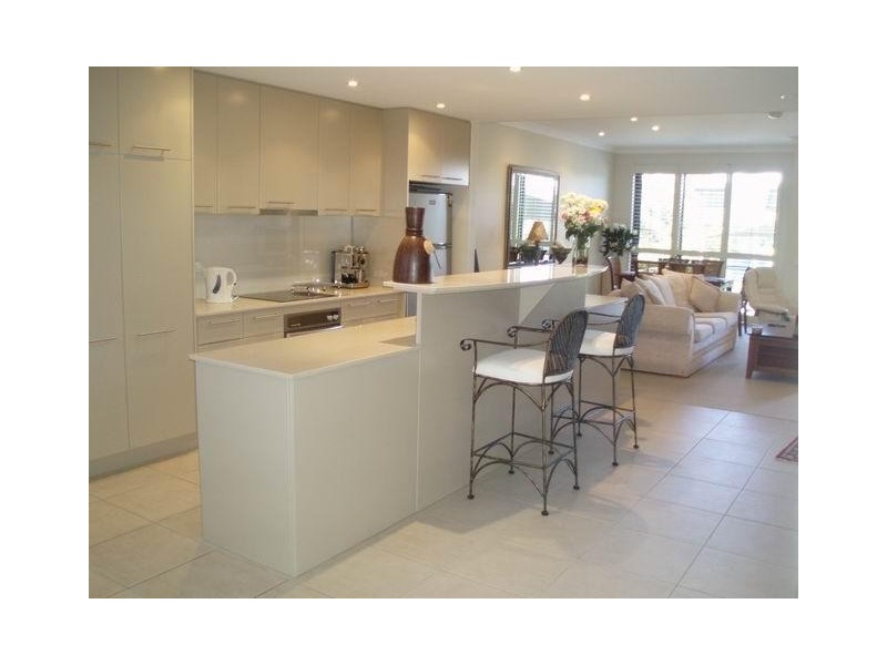 Broadbeach Waters QLD 4218