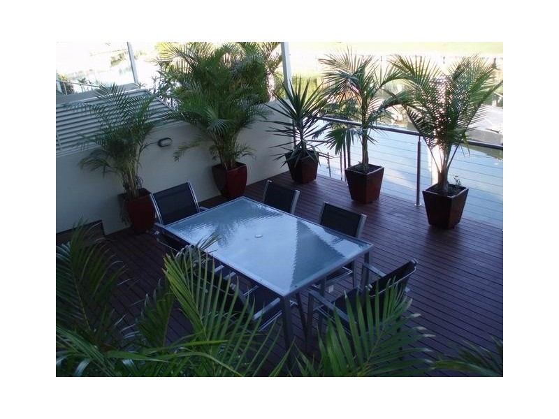 Broadbeach Waters QLD 4218