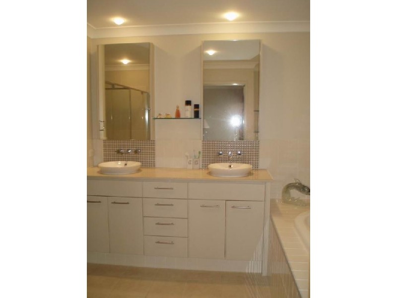 Broadbeach Waters QLD 4218