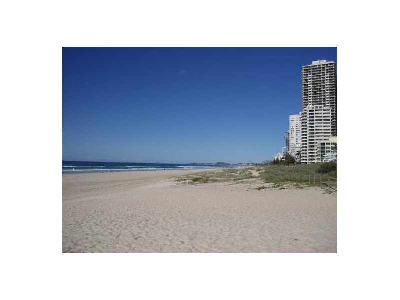 902 43-49 Garfield Terrace, Surfers Paradise QLD 4217