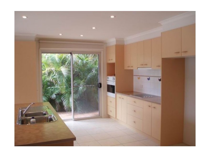 21 Skiff Street, Southport QLD 4215