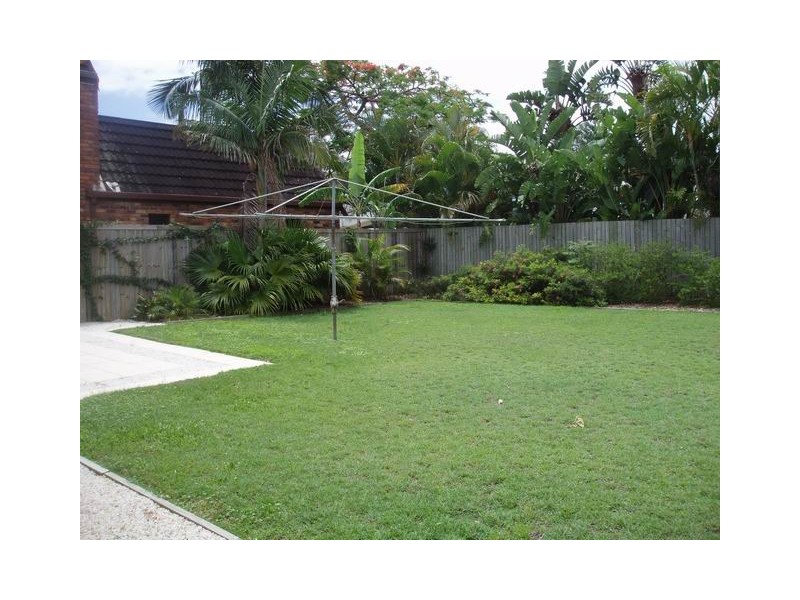 20 brindisi avenue, Isle Of Capri QLD 4217