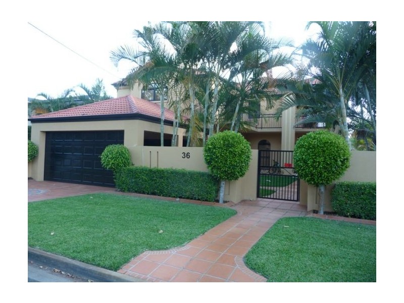 Isle Of Capri QLD 4217