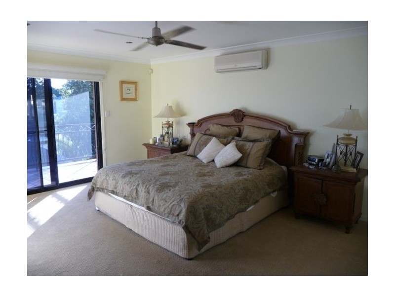 Isle Of Capri QLD 4217