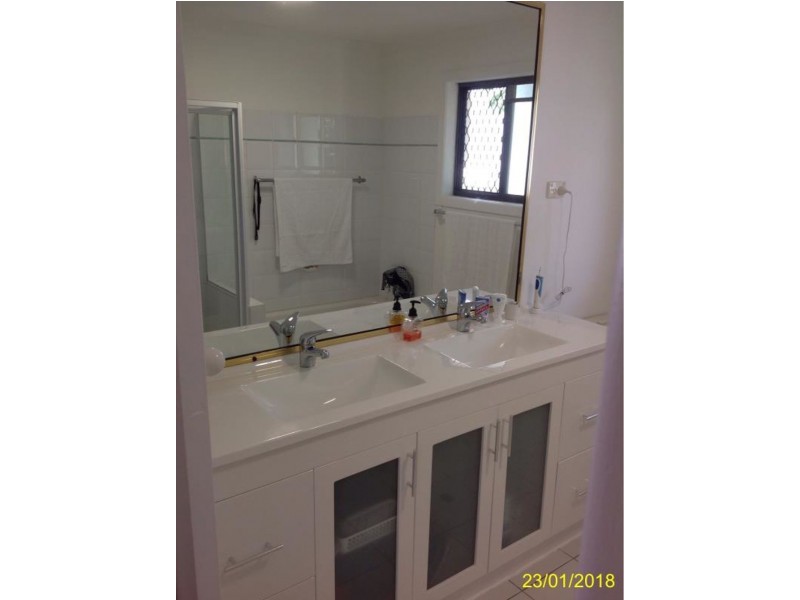 23 Brindisi Avenue, Isle Of Capri QLD 4217