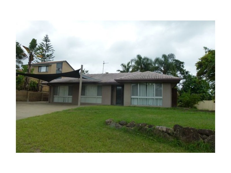 16 Carrabean Avenue, Ashmore QLD 4214