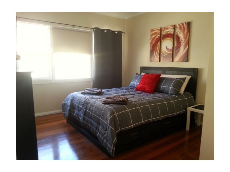 1/6 Ferny Fairway, Burleigh Heads QLD 4220