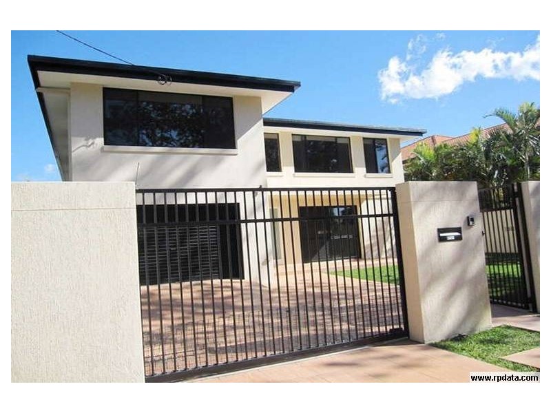 Isle Of Capri QLD 4217