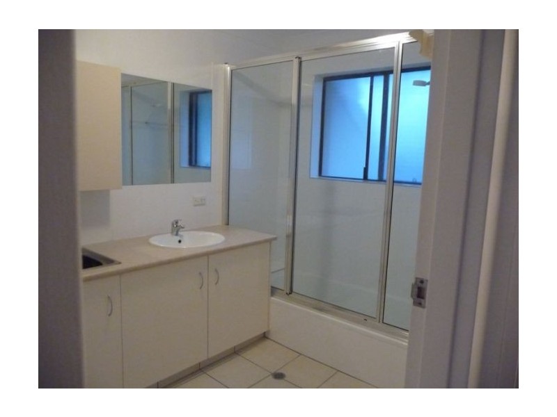 39 Karbunya Street, Mermaid Waters QLD 4218