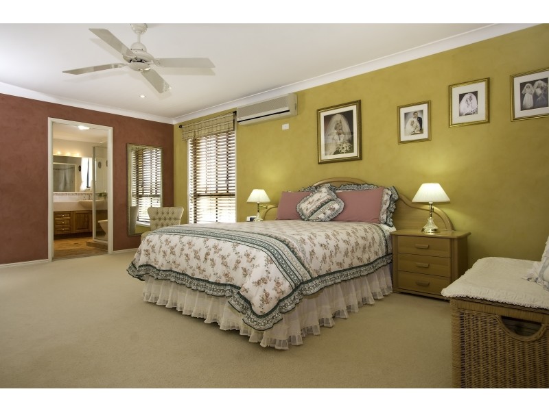 Burleigh Waters QLD 4220