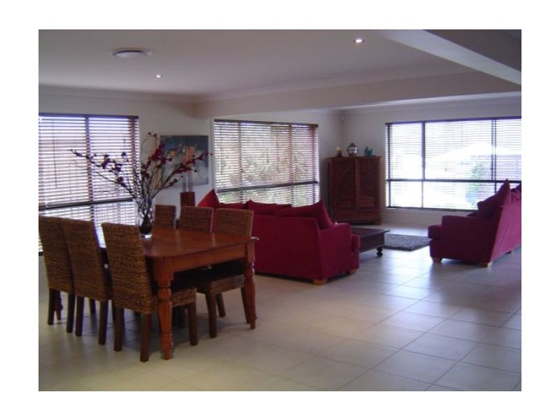 46 York Creek Crescent, Reedy Creek QLD 4227