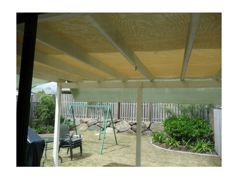 2/15 Benson st, Ormeau QLD 4208