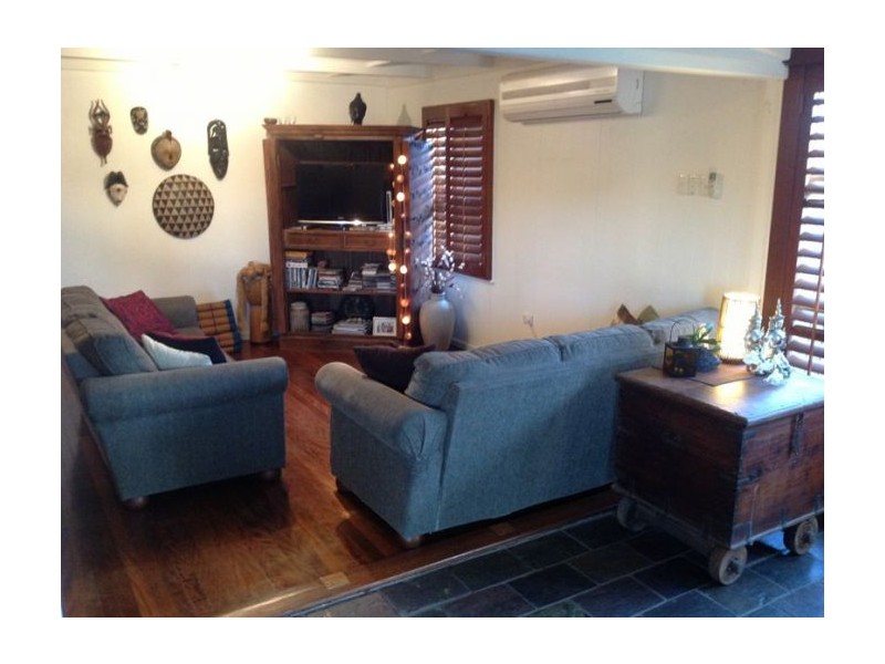 22 Brindisi Ave, Isle Of Capri QLD 4217