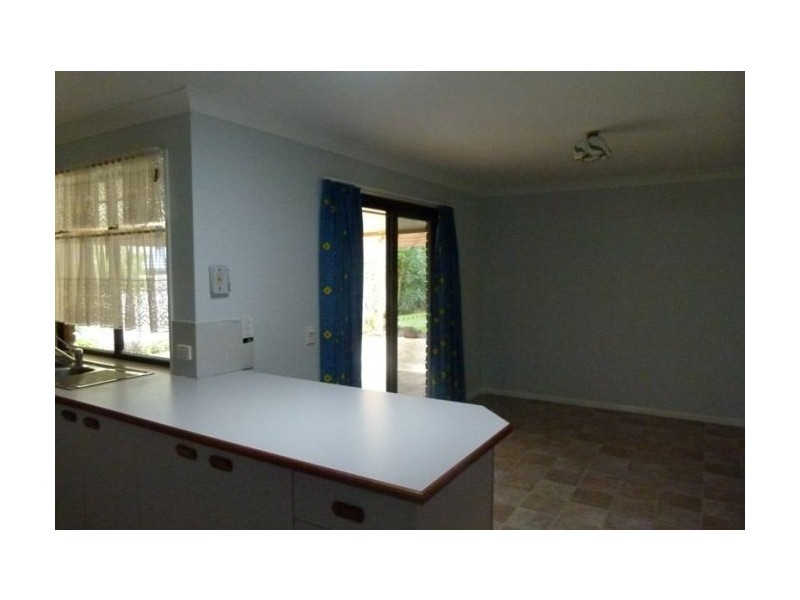 2 Manse Court, Molendinar QLD 4214