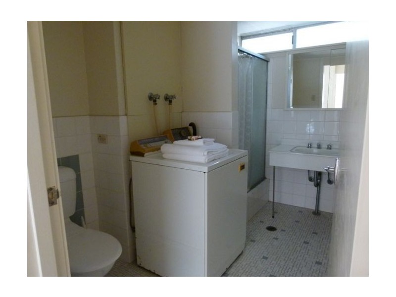 75 Old Burleigh Road, Broadbeach QLD 4218