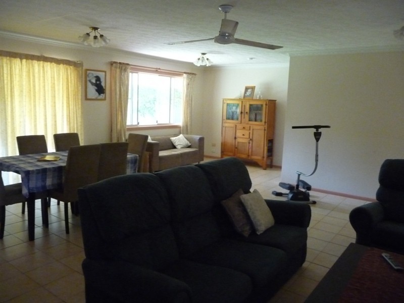 Molendinar QLD 4214