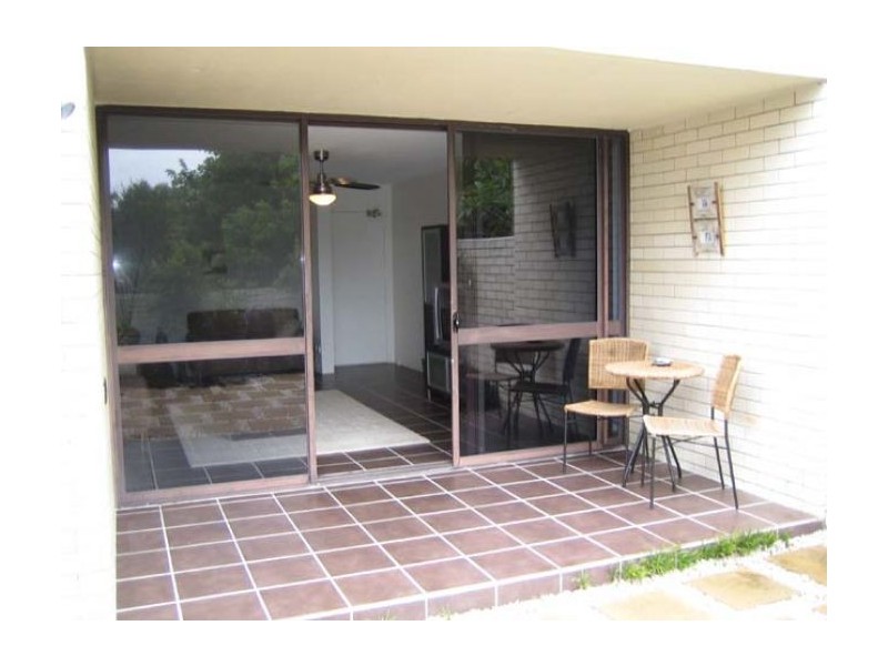 Broadbeach Waters QLD 4218