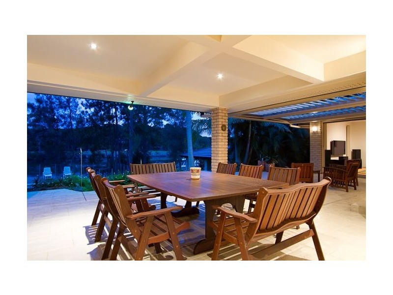 22 Lancelin Drive, Mermaid Waters QLD 4218