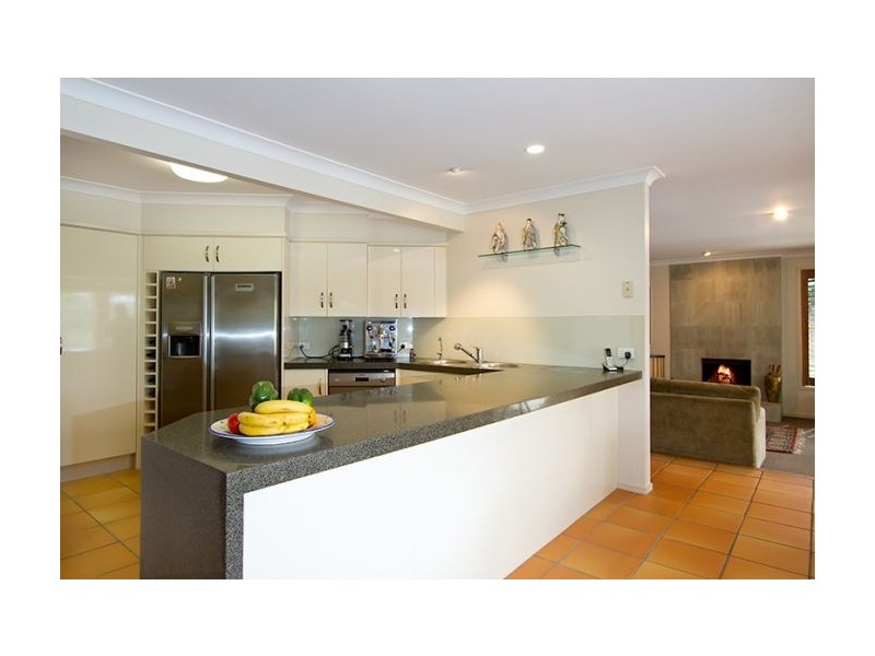 22 Lancelin Drive, Mermaid Waters QLD 4218