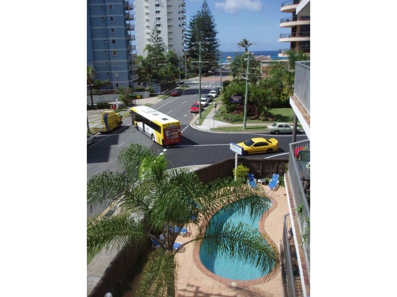 11/220 Surf Parade, Surfers Paradise QLD 4217