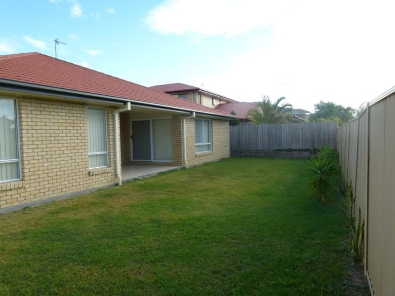 81 Highcrest Circuit, Molendinar QLD 4214