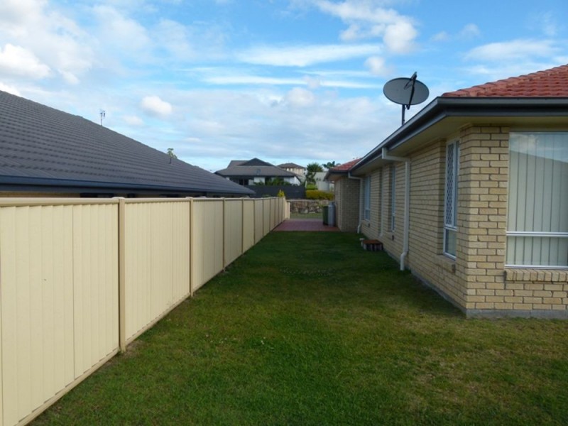 81 Highcrest Circuit, Molendinar QLD 4214