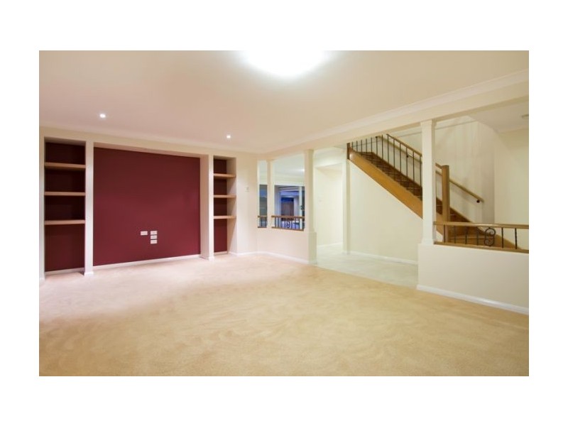 10 Leopard Tree Place, Molendinar QLD 4214