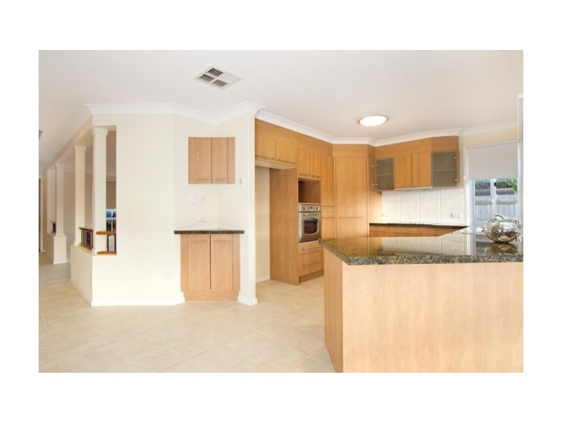 10 Leopard Tree Place, Molendinar QLD 4214