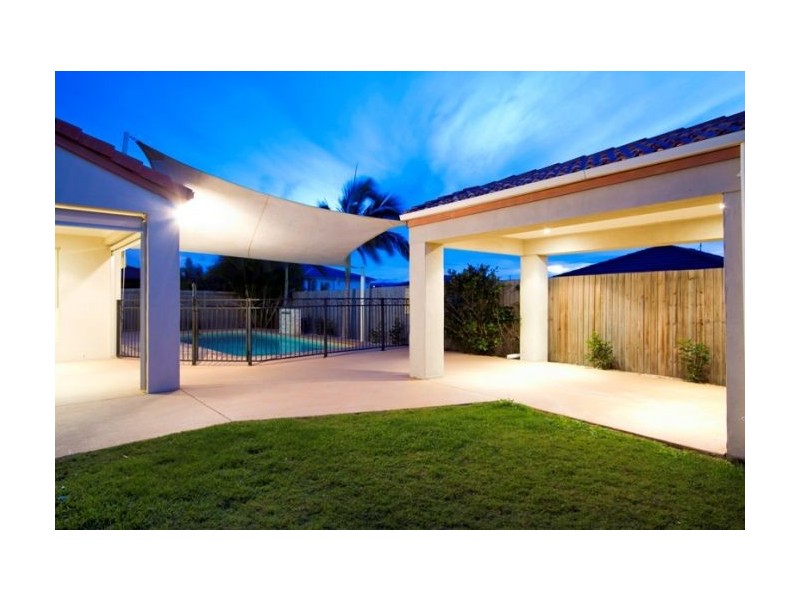 10 Leopard Tree Place, Molendinar QLD 4214