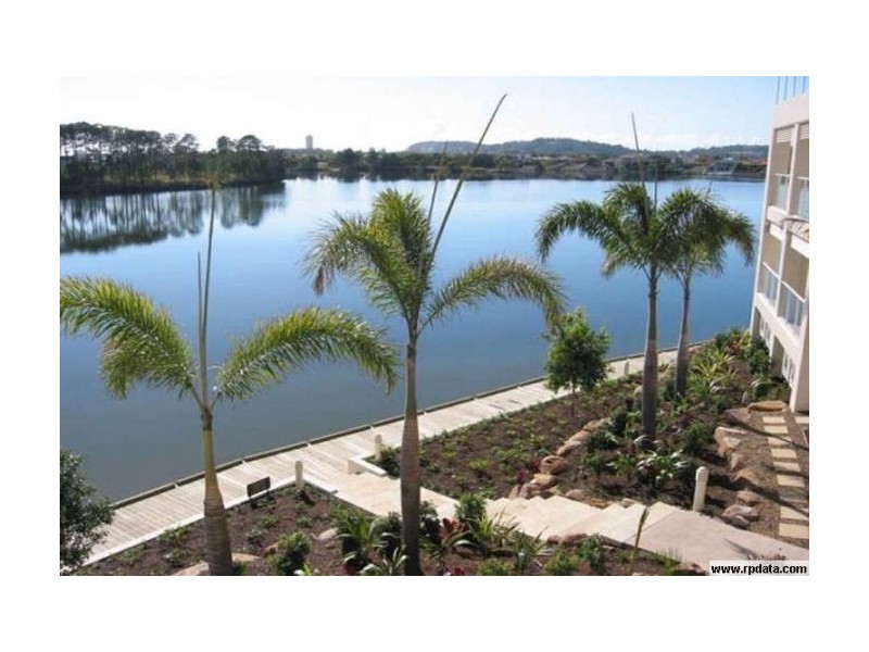 Varsity Lakes QLD 4227