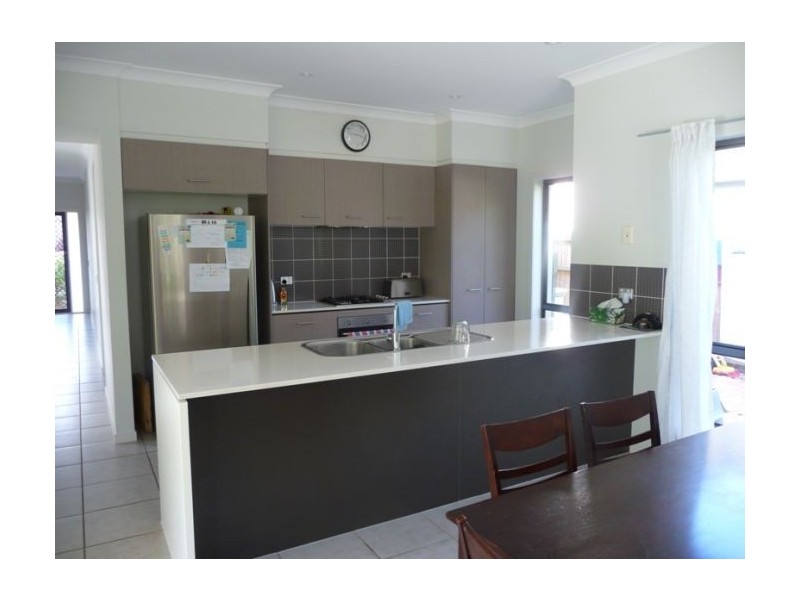 Molendinar QLD 4214