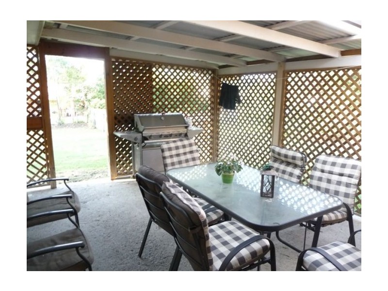 75 Universal Street, Oxenford QLD 4210